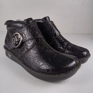 Alegria Caiti Ankle Boot Size EU 40 US 9.5 Black Embossed Leather Bootie Comfort